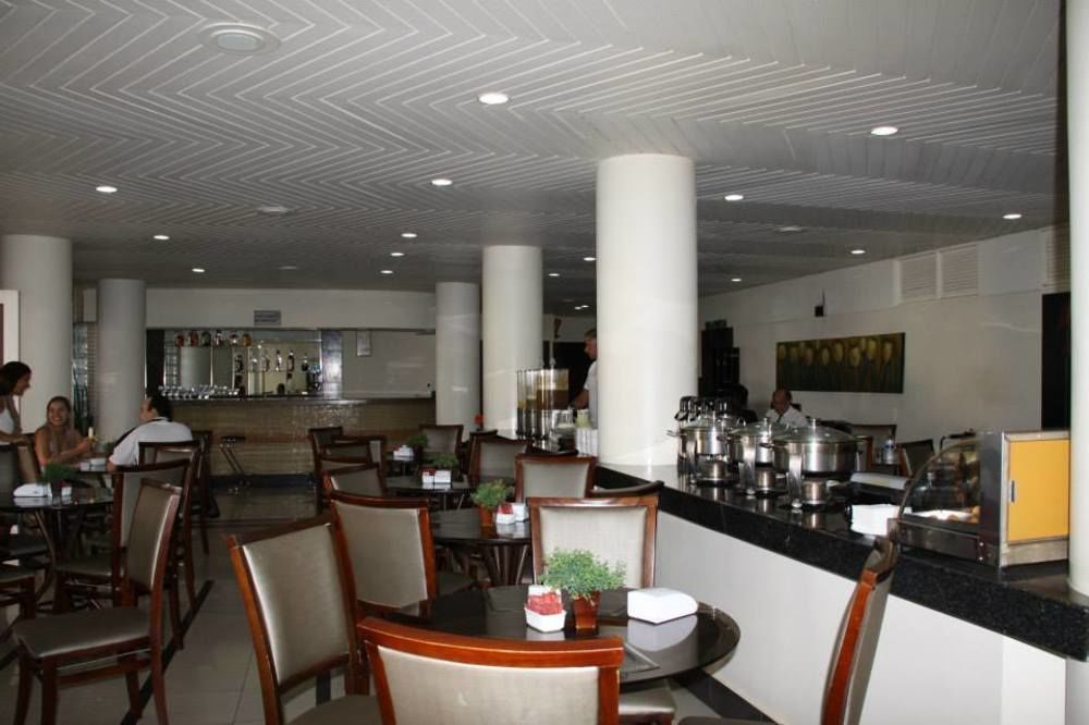 Hotel Monte Rey Montes Claros Exteriör bild